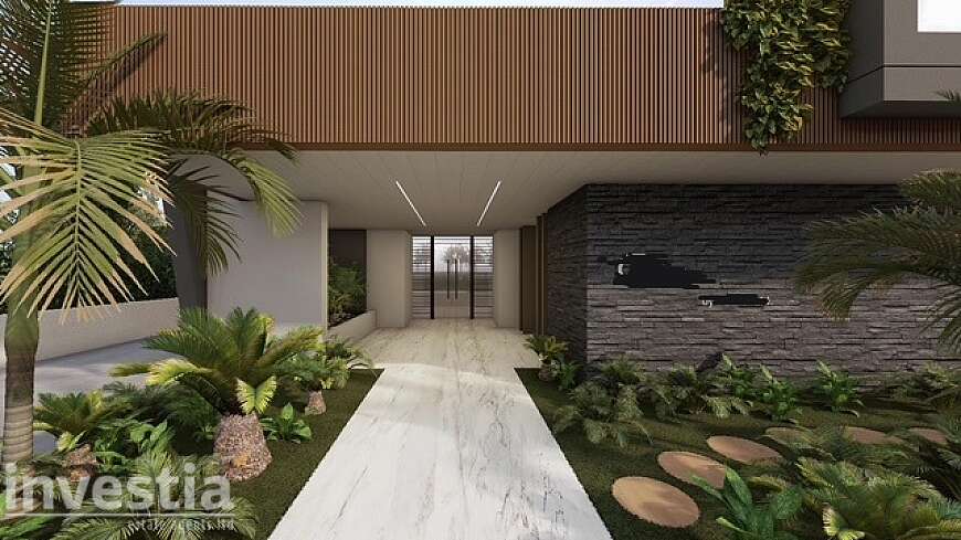 2 bdrm top floor apartment for sale/Larnaca