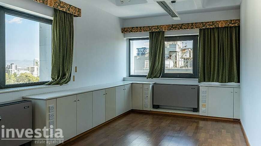 Office on the 6th floor in Agioi Omologites, Nicosia