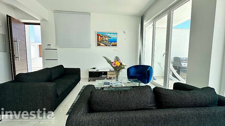 3 bdrm houses/Dhekelia rd