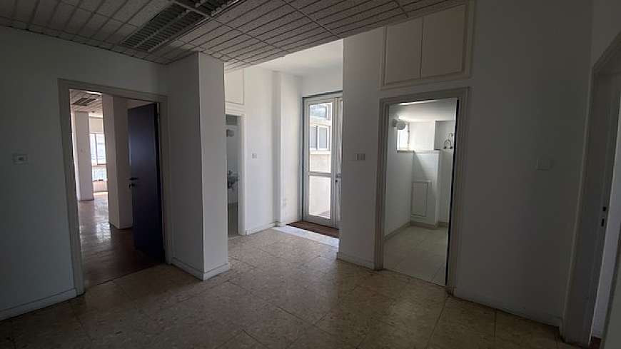 Office space for rent/Larnaca centre