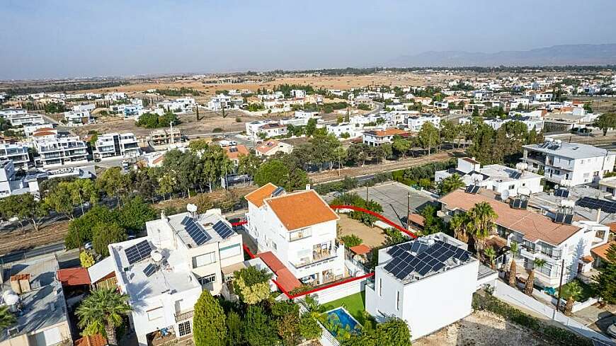 Two-storey house in Archangelos, Nicosia