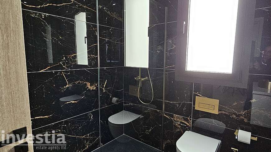 3 bdrm penthouse apartment for rent/Livadhia