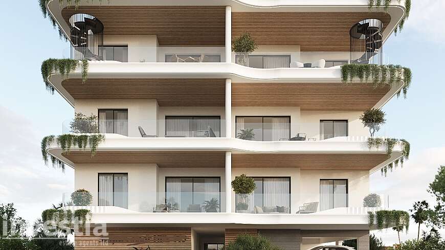 2 bdrm flat for sale/Krassas area