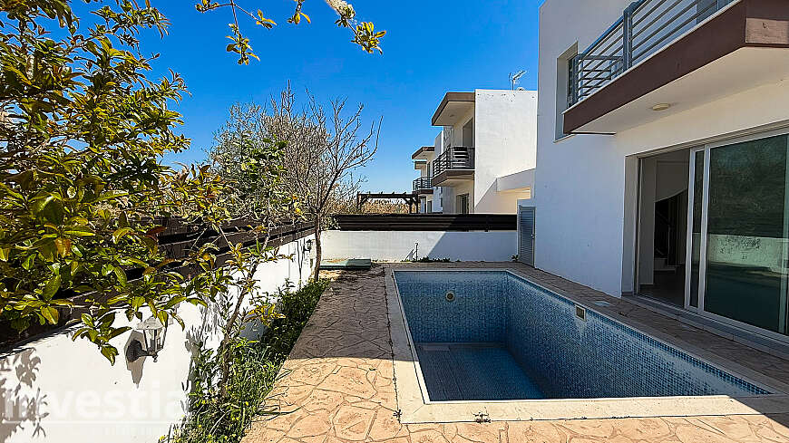 3 bdrm Houses for sale-off Dhekelia road,Pyla,Larnaca.