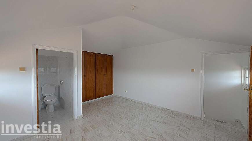 4 bdrm villa for sale/Limassol