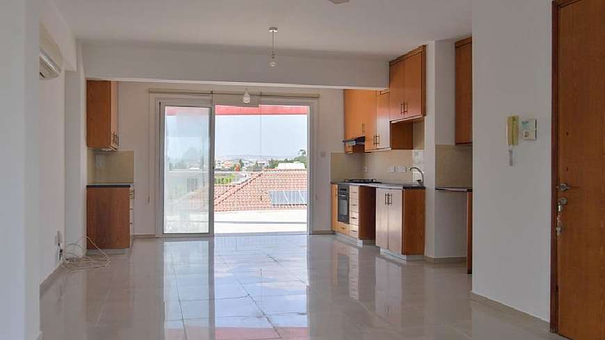 2 bdrm flat for sale/Kokkines