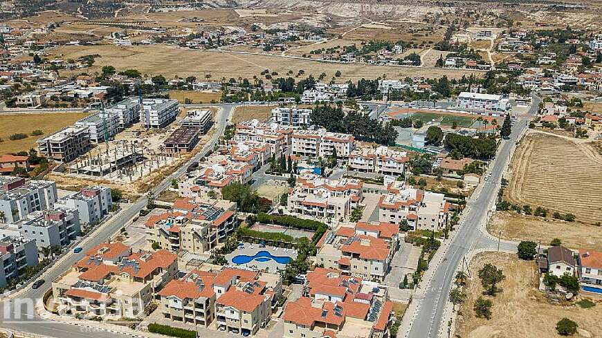 1 bdrm flats for sale/Pyla