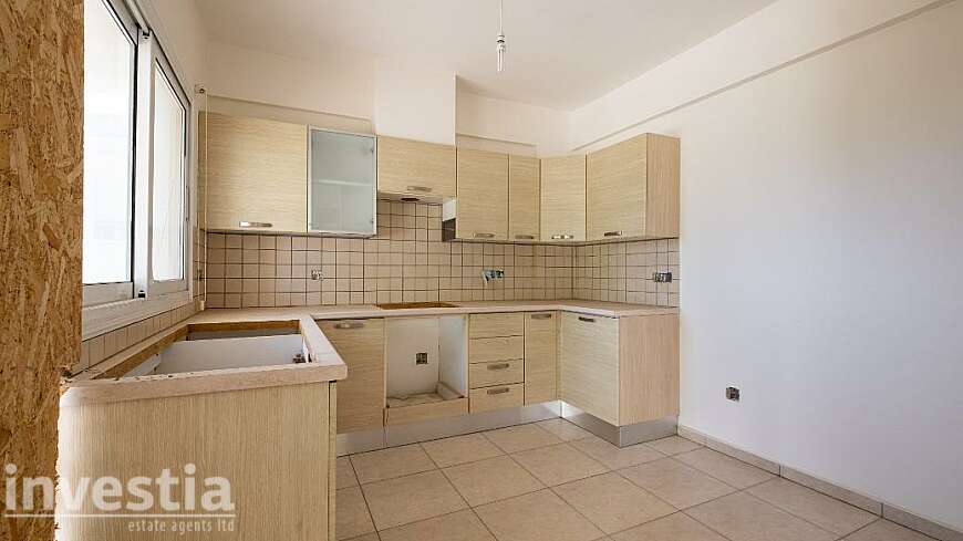 2 bdrm flats for sale/Mazotos