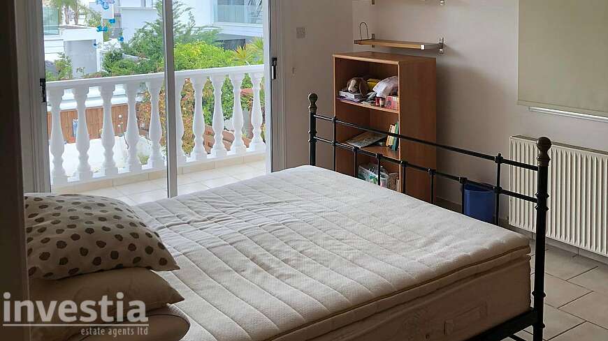4 bdrm house/Dhekelia rd
