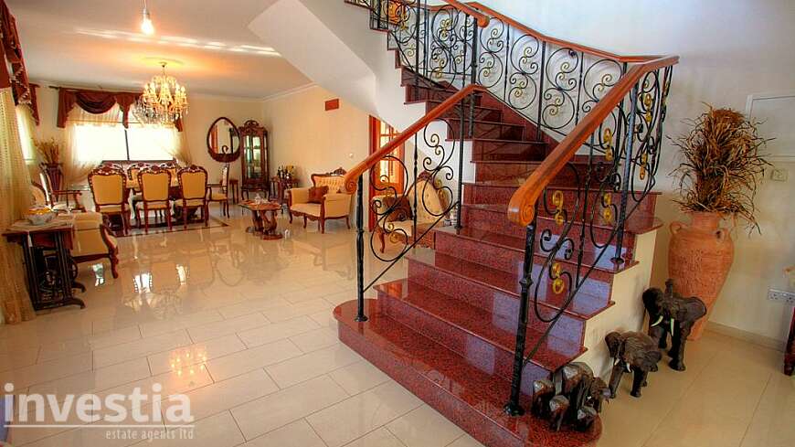 6-bedroom House For Sale In Agia Fyla, Limassol