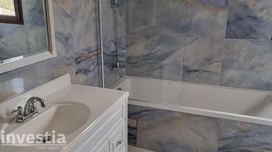 5 bdrm villa for rent/Pyla