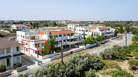 2 bdrm flats for sale/Mazotos