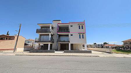 2 bdrm flat for sale/Meneou
