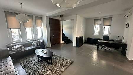 3 bdrm villa for rent/Livadhia