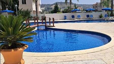 2 bdrm apt/Pyla