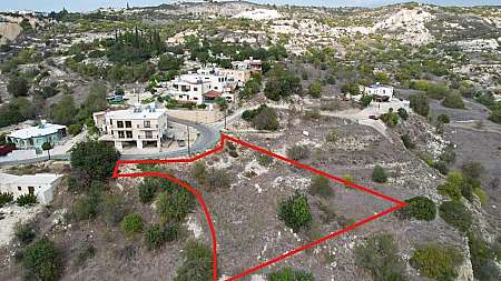 Residential field in Marathounta, Paphos