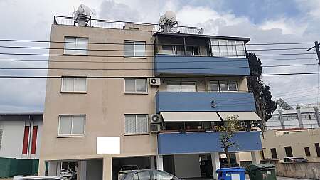 3 bdrm apt/center