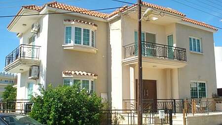 4 bedroom House/ By Pass