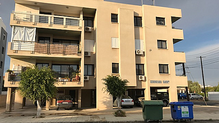 2 bdrm flat for rent/Dhrosia