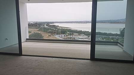 2 bdrm apts/Mackenzie