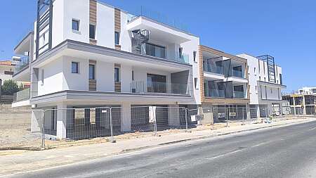 2 bdrm apt for sale/Livadhia
