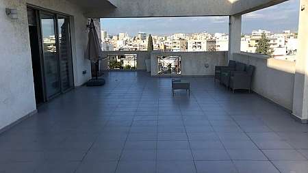 3 bdrm penthouse for sale/Dhrosia