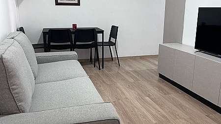 2 bdrm apartment for rent/Larnaca centre