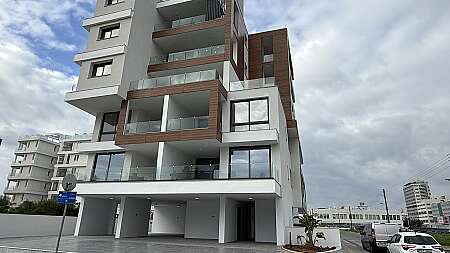 2 bdrm brand new apts/Port area