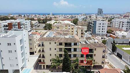 2 bdrm flat for sale/Port area