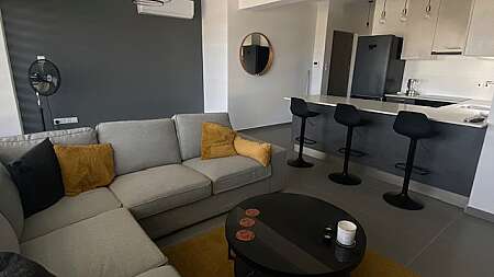 2 plus 1 bdrm apartment/Dhrosia