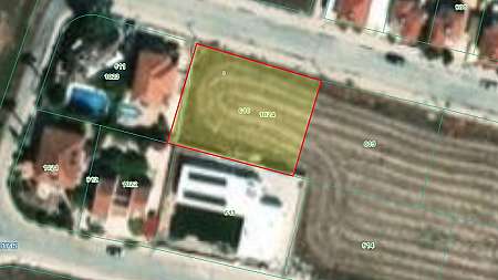 Plot for sale/Pyla