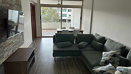 2 bdrm flat for rent/Mall Area