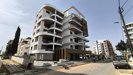 3 bdrm brand new apt/ Mackenzie