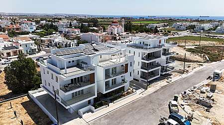 2 bdrm brand new apt/Livadhia