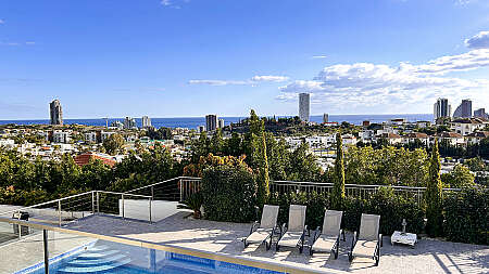 7 Bedroom Villa For Sale in Moutagiaka, Limassol