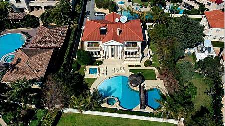 Seafront villa for sale/Limassol