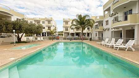 2 bdrm ground floor apartments for sale/Pyla