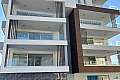 2 bdrm apt/port area