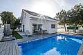 2 bdrm villas/Pervolia